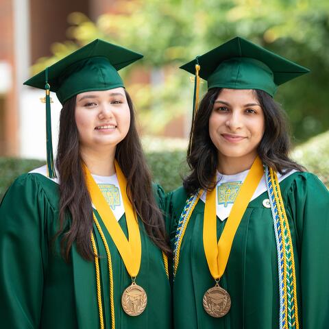 2023 Valedictorian and Salutatorian Image